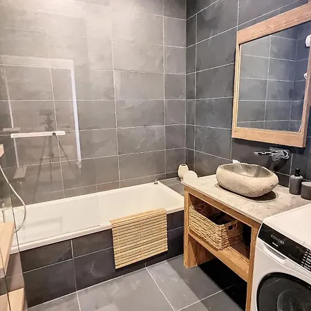 Elodge - - 8pers- Proche Centre Apartman